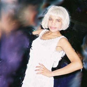 Meet your Posher, SirenLucy